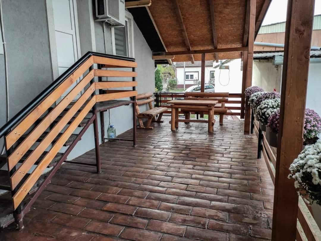 S. A. L. Prenociste Apartment Becicherecul Mare Exterior foto