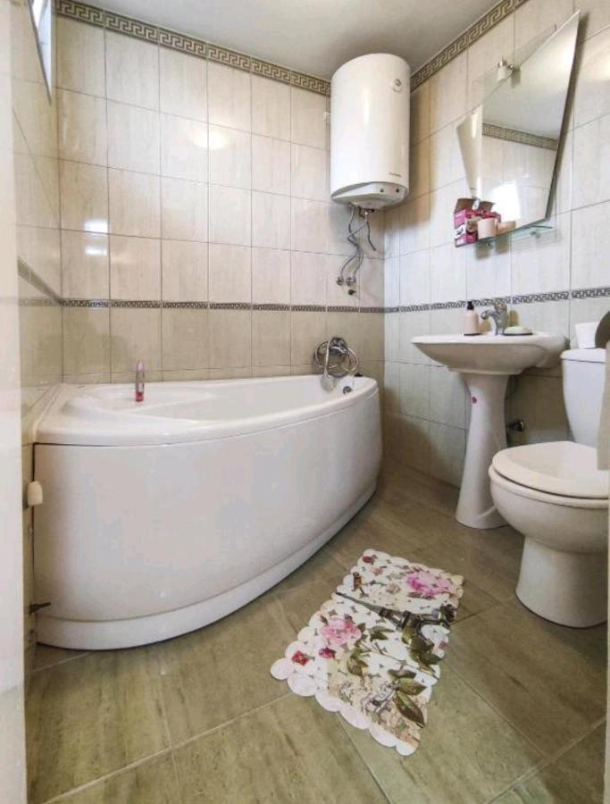 S. A. L. Prenociste Apartment Becicherecul Mare Exterior foto