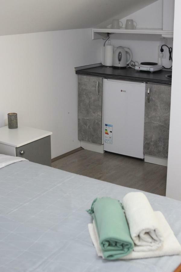 S. A. L. Prenociste Apartment Becicherecul Mare Exterior foto