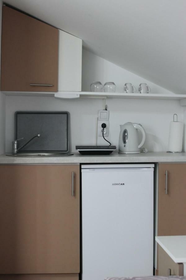 S. A. L. Prenociste Apartment Becicherecul Mare Exterior foto
